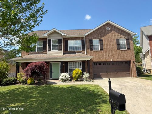 6331 Mcmillan Creek Dr, Knoxville, TN, 37924-5505 | Card Image