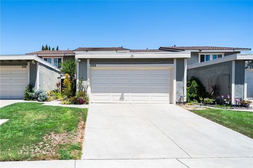 232 Aqueduct Dr, Placentia, CA, 92870-5467 | Card Image