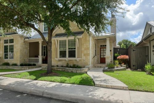 127 Village Park Dr, Boerne, TX, 78006-1862 | Card Image