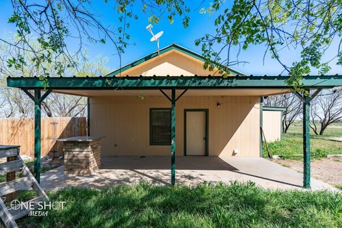 542 Mccartney Ln, Tye, TX, 79563-2210 | Card Image