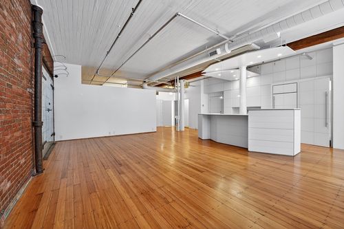 ste-2a-107 South St, Boston, MA, 02111-2811 | Card Image