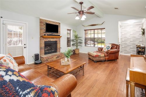 2106 Sleepy Hollow Ln, Bryan, TX, 77807-2200 | Card Image