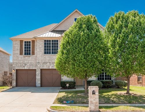 506 Port Royale Way, Euless, TX, 76039-3894 | Card Image