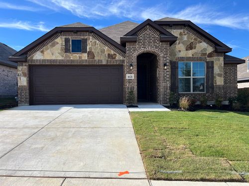 913 Beverly Dr, Cleburne, TX, 76033-7597 | Card Image