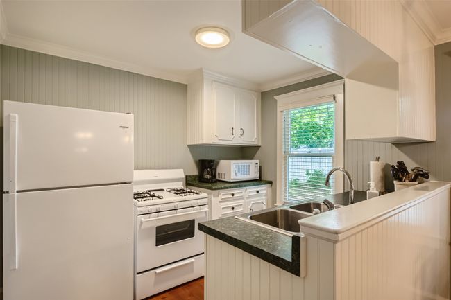 Mother In Law Suite Kitchen | Image 37