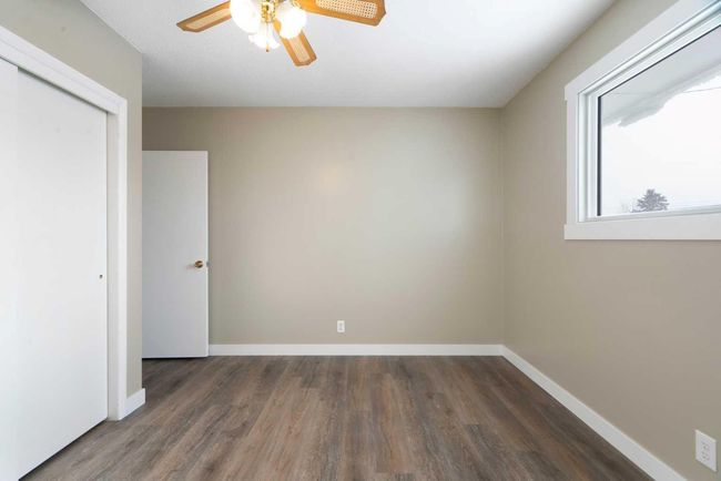 221 Frederick Avenue W, House other with 3 bedrooms, 1 bathrooms and 1 parking in Standard AB | Image 25