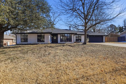 1050 Post Oak Ln, Reno, TX, 75462-6114 | Card Image