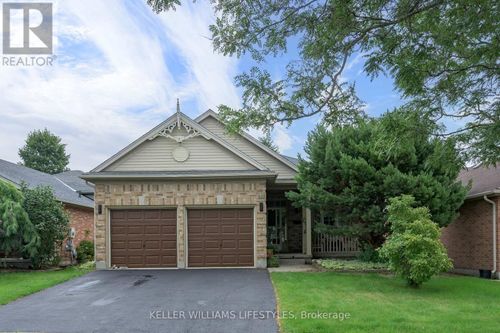 227 Chelton Road, London South (South U), ON, N6M1H9 | Card Image