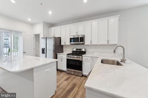 227 Jenkins Way, GLEN BURNIE, MD, 21061-5261 | Card Image