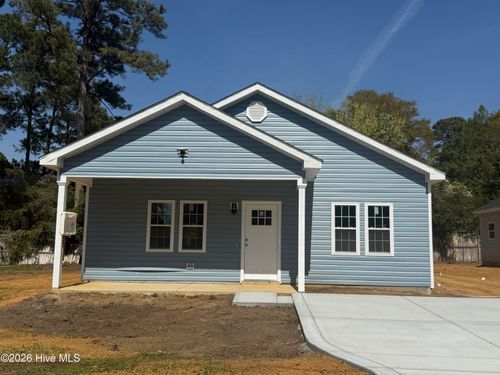 216 Pearl St, Clinton, NC, 28328-2838 | Card Image