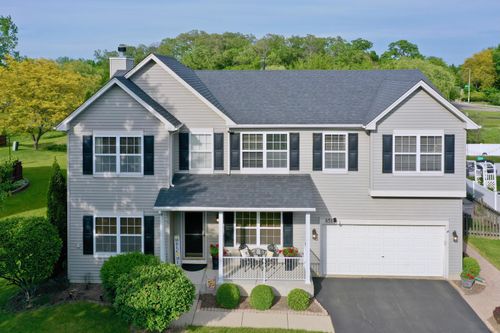 851 Crabapple Dr, Crystal Lake, IL, 60014-1605 | Card Image