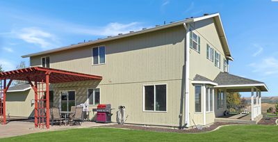 19624 N Webber Canyon Rd, Home with 4 bedrooms, 3 bathrooms and null parking in Benton City WA | Image 3