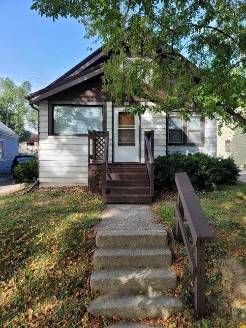 513 S 69th Street, Milwaukee, WI, 53214 | Card Image