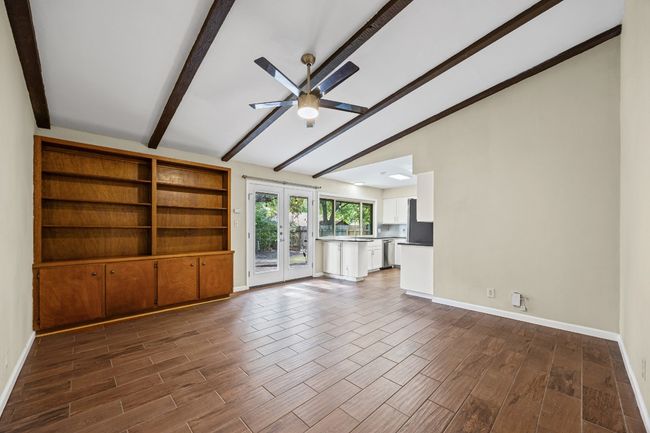 9215 Hunters Trce E, House other with 4 bedrooms, 2 bathrooms and null parking in Austin TX | Image 8