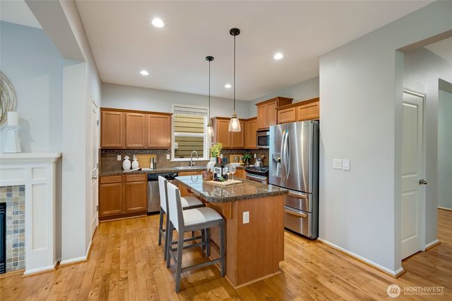 18307 38 Th Dr Se, Townhouse with 4 bedrooms, 3 bathrooms and 2 parking in Bothell WA | Image 8