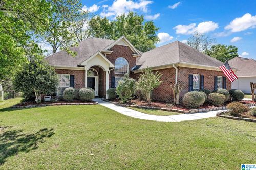 104 Oakbrooke Ln, Alabaster, AL, 35007-9472 | Card Image
