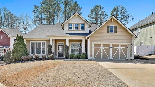 15 Mossy Rock Ct, Newnan, GA, 30265-5686 | Card Image