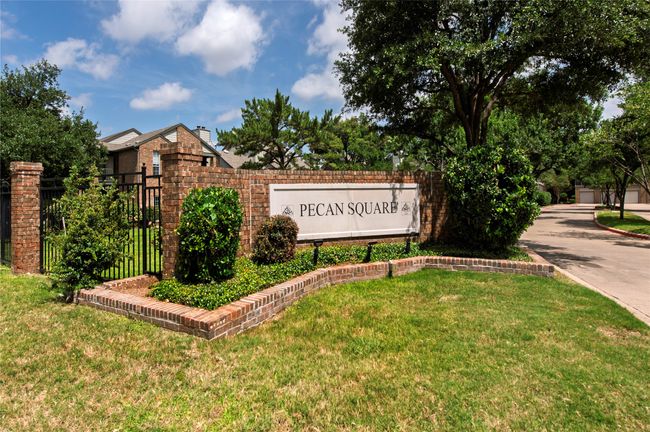 Pecan Square Marquee | Image 12