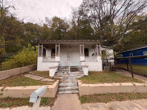 236 Walnut St, Hot Springs, AR, 71901-3414 | Card Image