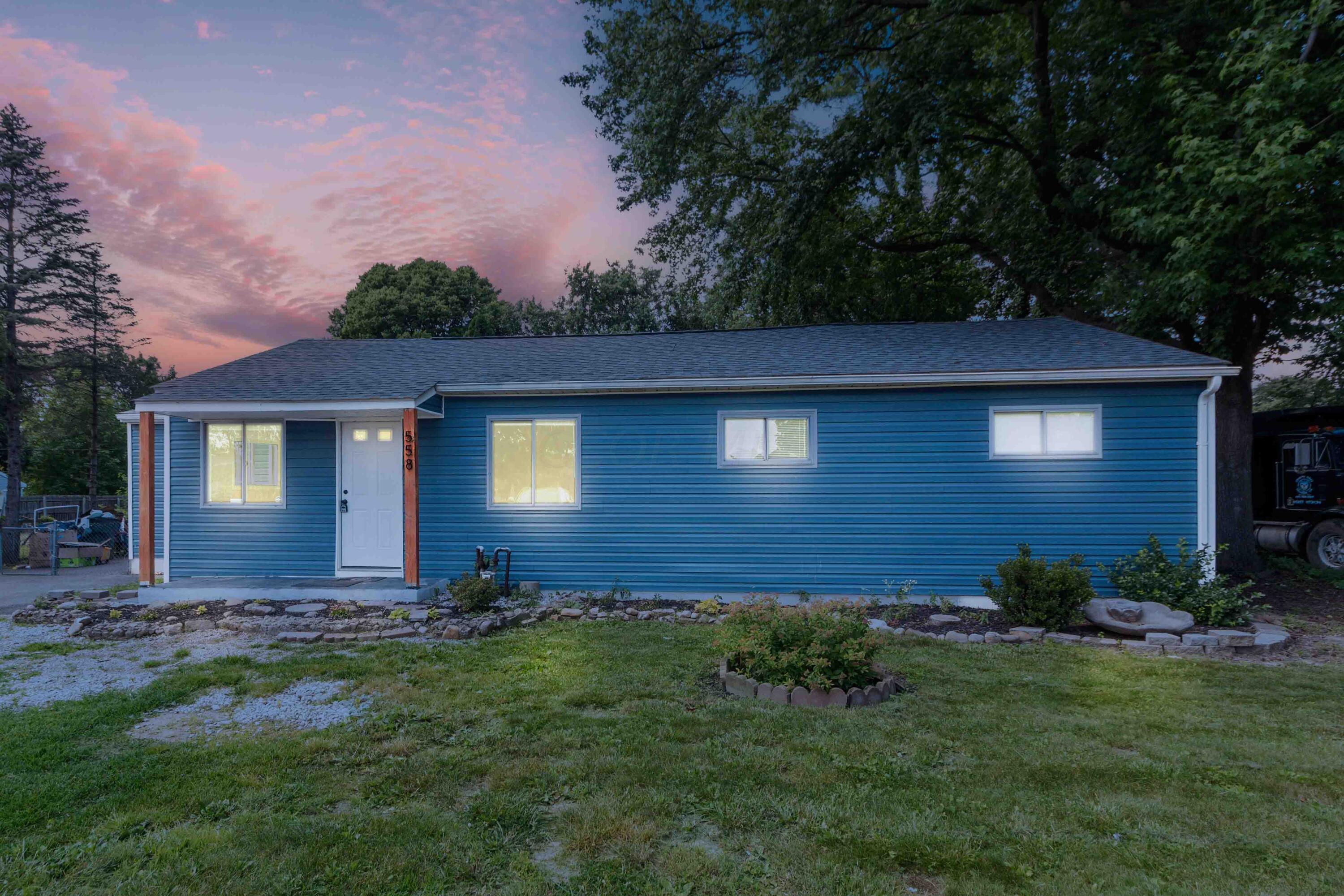 Stockbridge Rd, Columbus, OH 43207