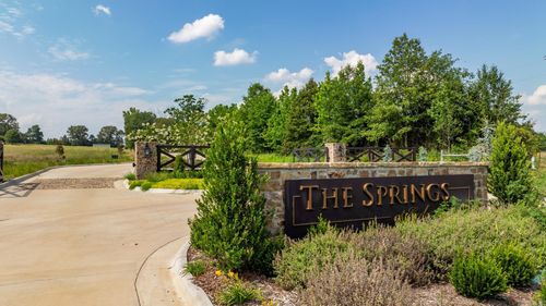 19 Cedar St, Searcy, AR, 72143 | Card Image