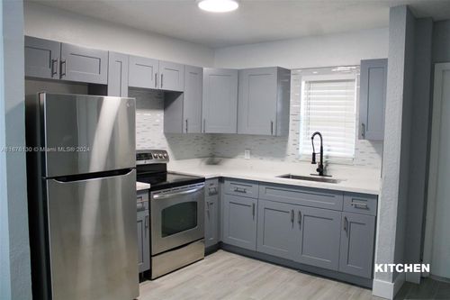 g-4160 Nw 21st St, Lauderhill, FL, 33313-7008 | Card Image
