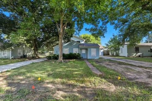 727 Eleanor St, La Marque, TX, 77568-4424 | Card Image