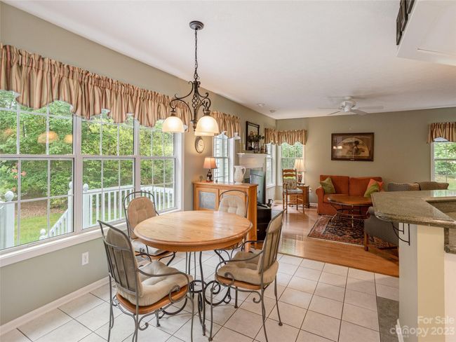 7 Pebble Beach Ct, House other with 3 bedrooms, 2 bathrooms and null parking in Etowah NC | Image 15