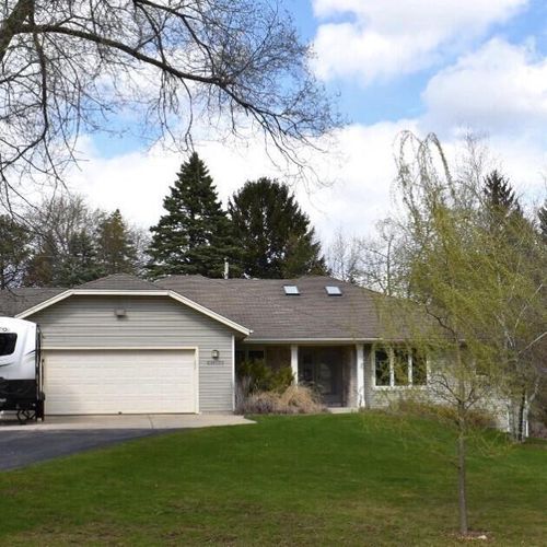N61W16124 Hawthorne Drive, Menomonee Falls, WI, 53051 | Card Image