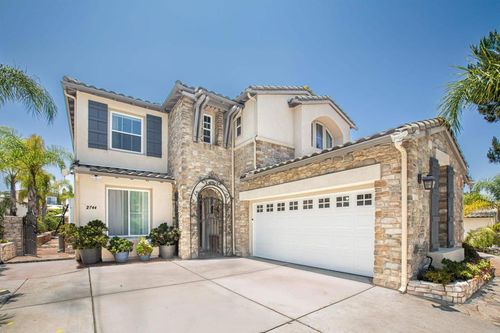 2744 Rambling Vista Rd, Chula Vista, CA, 91915-1654 | Card Image