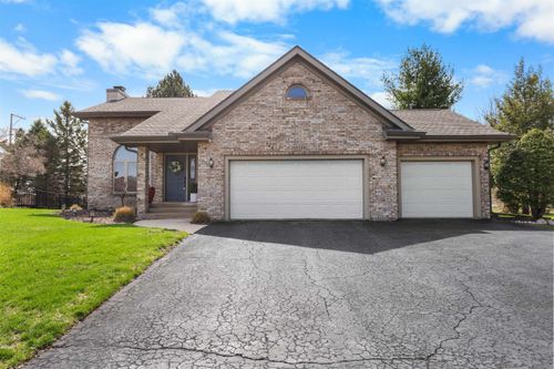 6833 Cardigan Way, Rockford, IL, 61114-8146 | Card Image