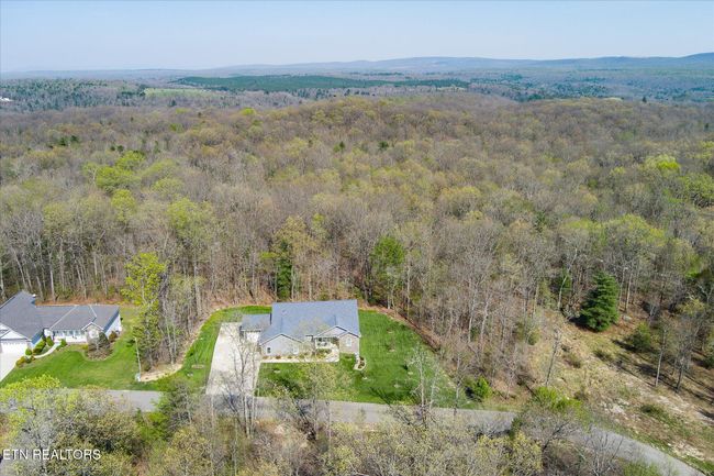 380 Mountain Preserve Pkwy, House other with 3 bedrooms, 2 bathrooms and null parking in Crab Orchard TN | Image 33