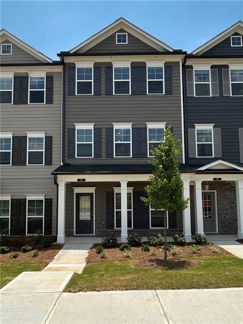 9 Mercury Dr, Newnan, GA, 30265-2635 | Card Image