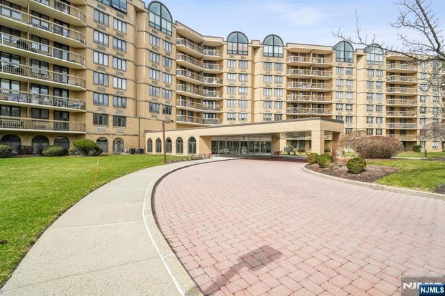 10 Smith Manor Blvd, Condo with 2 bedrooms, 2 bathrooms and null parking in West Orange NJ | Image 29