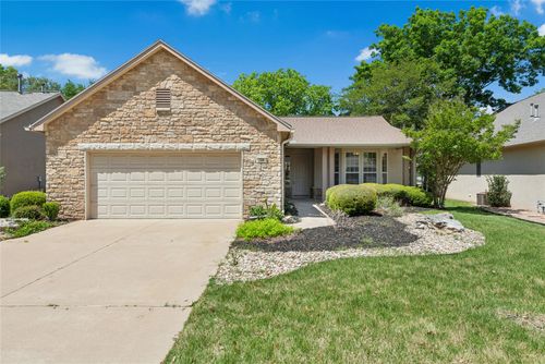 104 Anemone Way, Georgetown, TX, 78633-4751 | Card Image
