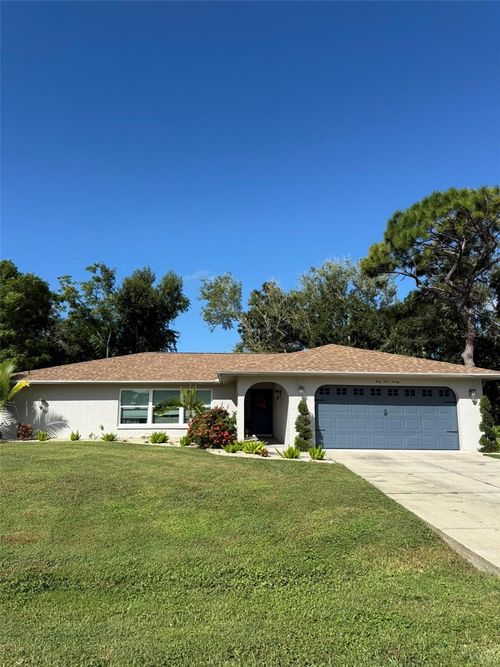 4420 Meadow Creek Cir, Sarasota, FL, 34233-1805 | Card Image