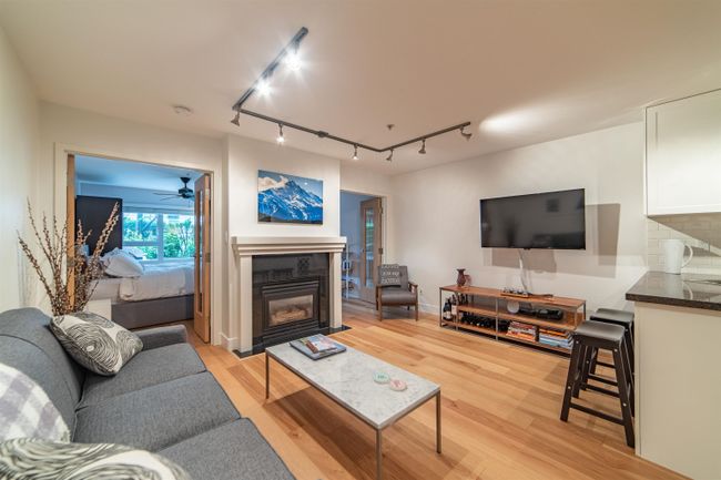 G02 - 1823 W 7 Th Avenue, Condo with 1 bedrooms, 1 bathrooms and 1 parking in Vancouver BC | Image 2