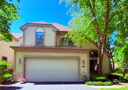 113 Chatsworth Cir, Schaumburg, IL, 60194-3683 | Card Image