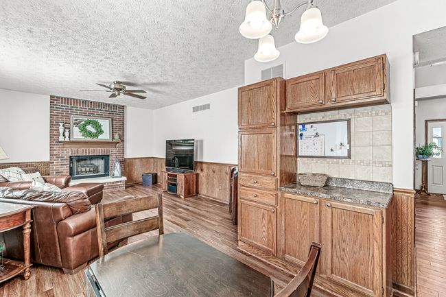 Built-In for extra storage | Image 13