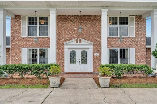 6 W Levert Dr, Luling, LA, 70070-3102 | Card Image