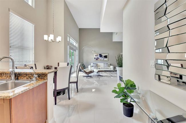 UNIT-104N - 450 N Federal Hwy, Townhouse with 3 bedrooms, 3 bathrooms and null parking in Boynton Beach FL | Image 12