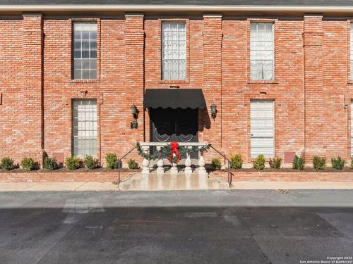 106-8033 N New Braunfels Ave, San Antonio, TX, 78209-2765 | Card Image