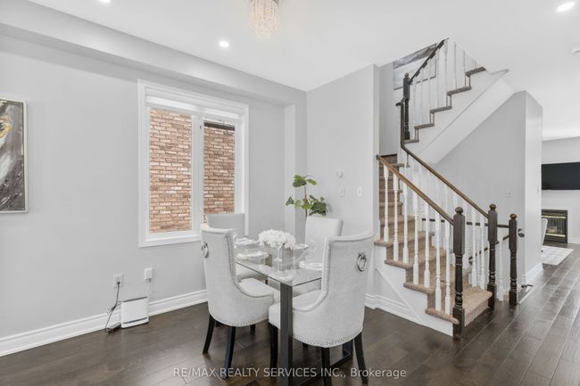 31 Sedgeway Hts, House attached with 3 bedrooms, 4 bathrooms and 3 parking in Vaughan ON | Image 16