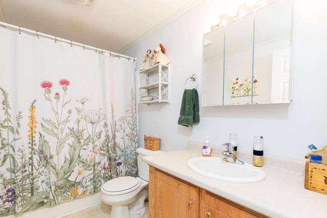 48 Nuthatch Loop, House other with 3 bedrooms, 2 bathrooms and null parking in Barrington NH | Image 10