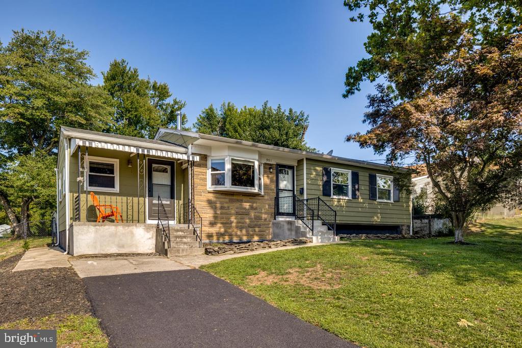 Holly Ln, Westampton, NJ 08060