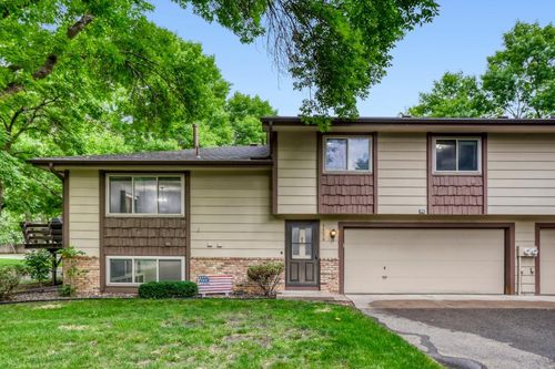 5536 Aldrich Dr N, Brooklyn Center, MN, 55430-3108 | Card Image