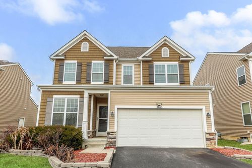 8640 Melton Fields Dr, Blacklick, OH, 43004-2506 | Card Image