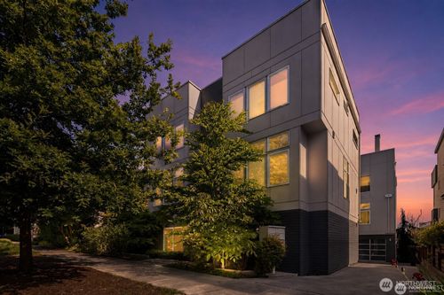 2409 Nw 64th St, Seattle, WA, 98107-2444 | Card Image