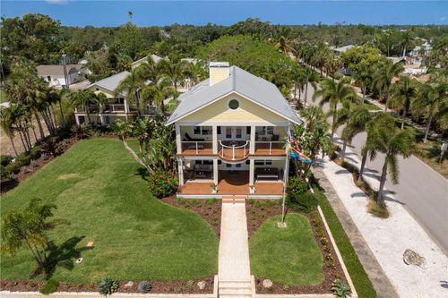 1803 Beach Dr Se, ST PETERSBURG, FL, 33705-2820 | Card Image