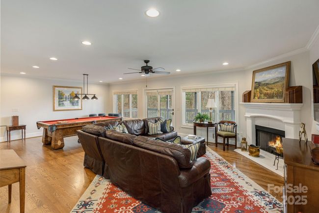 135 Poplar Loop Dr, House other with 3 bedrooms, 5 bathrooms and null parking in Flat Rock NC | Image 41